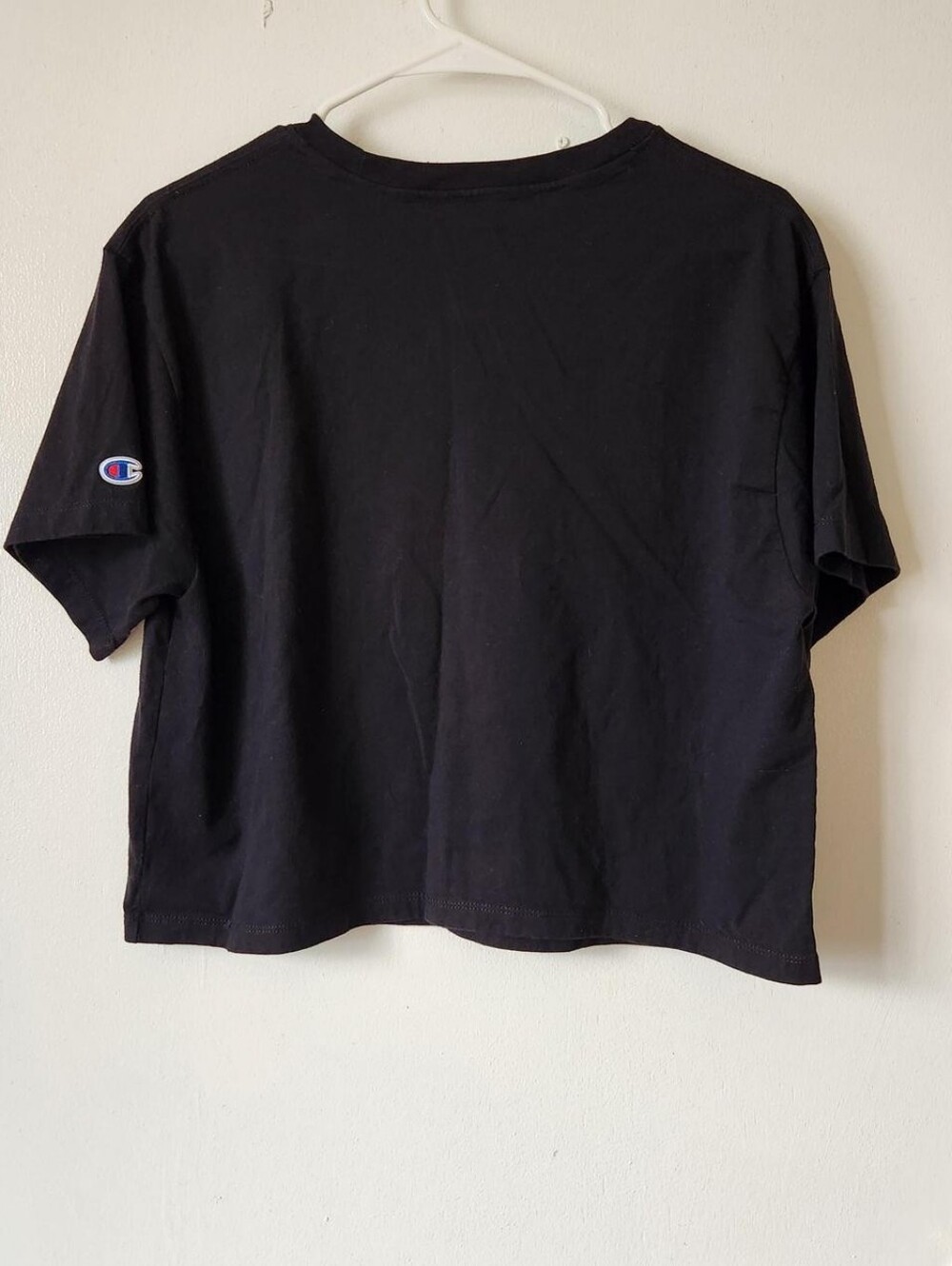 Black Champion cropped tee - Large - Picture 2 of 3